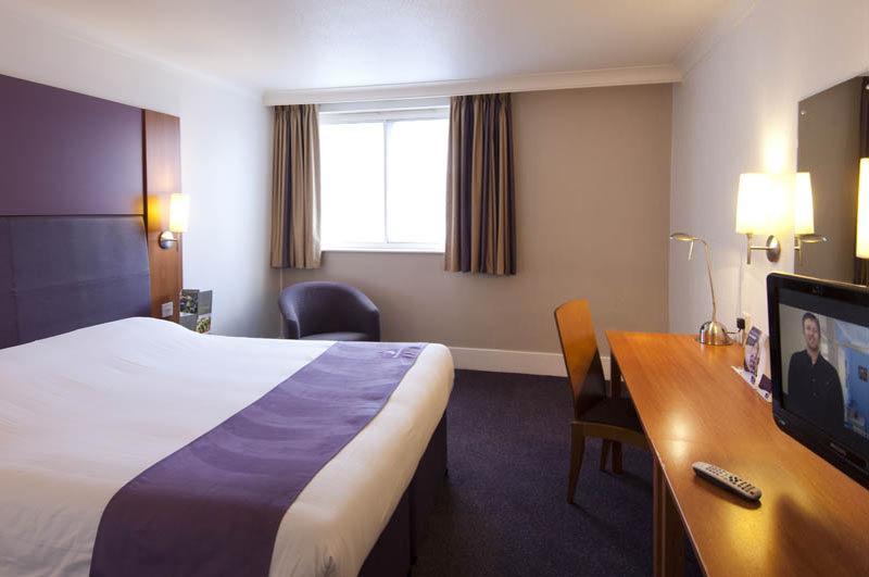 Premier Inn Dundee North Zewnętrze zdjęcie