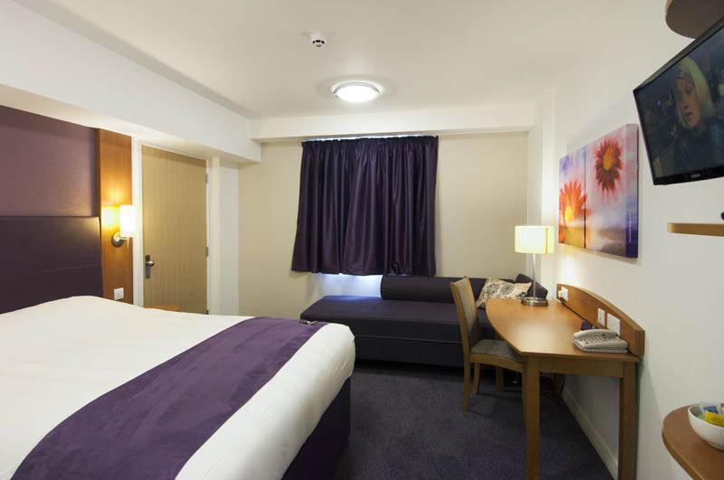 Premier Inn Dundee North Zewnętrze zdjęcie